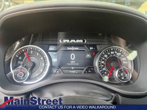 Crystal Metallic 2025 RAM 1500 Big Horn/Lone Star