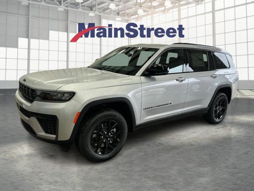Silver Zynith 2026 Jeep Grand Cherokee L Laredo