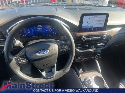 2020 Ford Escape Titanium Hybrid