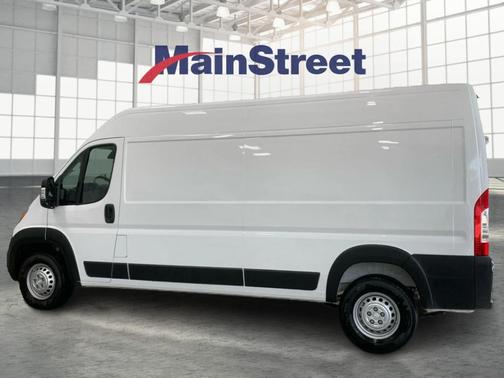 Bright White Clearcoat 2025 RAM ProMaster 2500 High Roof