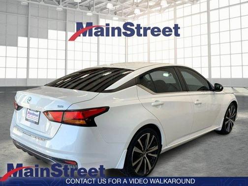 2022 Nissan Altima 2.5 SR
