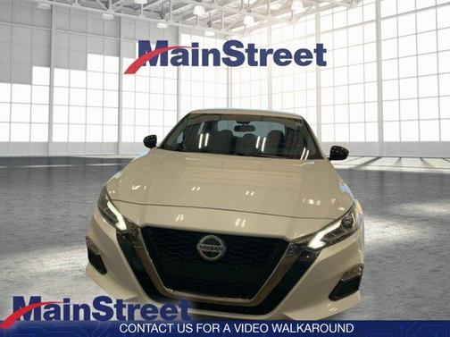 2022 Nissan Altima 2.5 SR