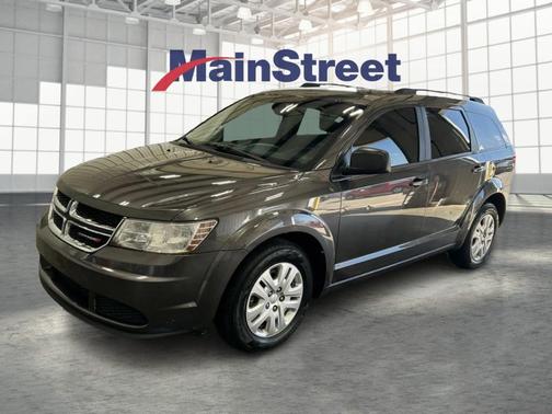 Granite Crystal Clearcoat Metallic 2018 Dodge Journey SE