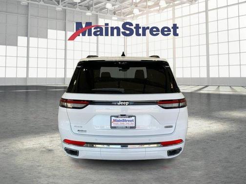 2025 Jeep Grand Cherokee Overland