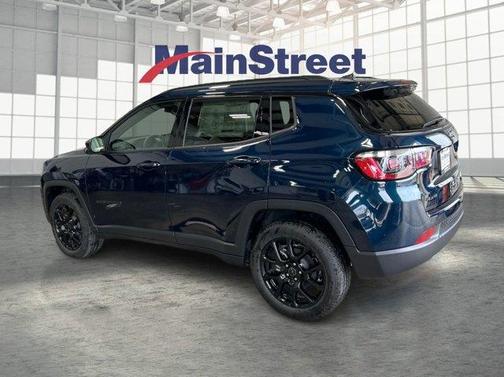 Fathom Blue Pearlcoat 2026 Jeep Compass Latitude