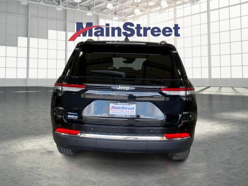 2024 Jeep Grand Cherokee 4xe Base