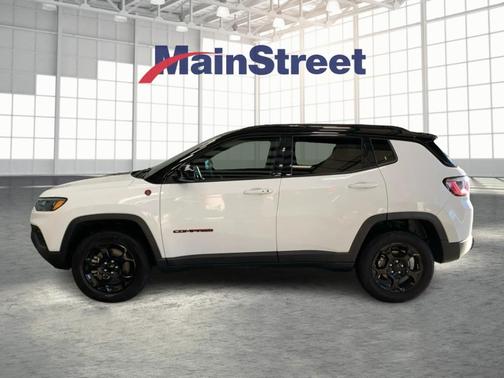 2023 Jeep Compass Trailhawk