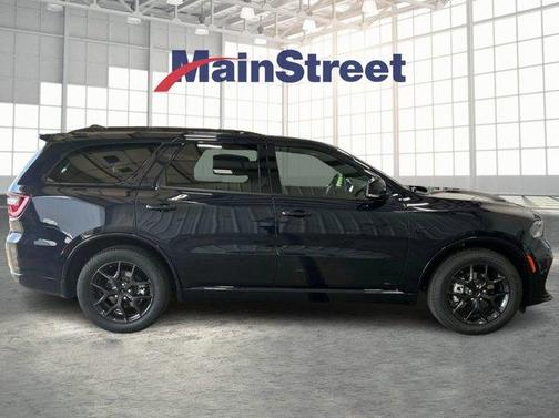 Night 2026 Dodge Durango GT HEMI V8