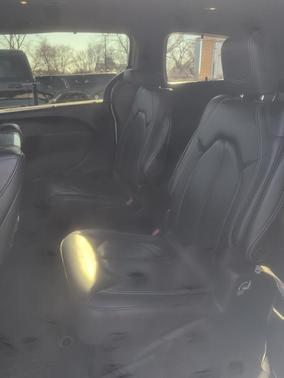 2021 Chrysler Pacifica Touring-L