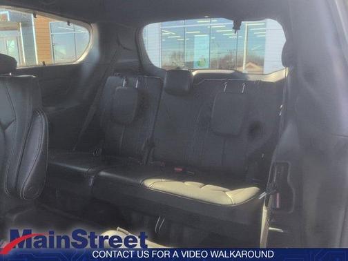 2021 Chrysler Pacifica Touring-L