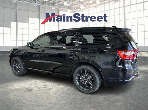 Black Clearcoat 2026 Dodge Durango GT HEMI V8