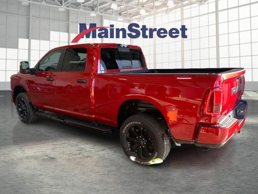 Molten Red Pearlcoat 2026 RAM 2500 Big Horn