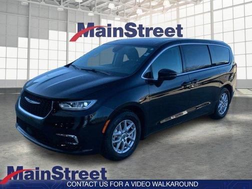 2024 Chrysler Pacifica Touring-L