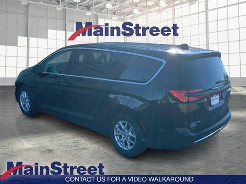 2024 Chrysler Pacifica Touring-L