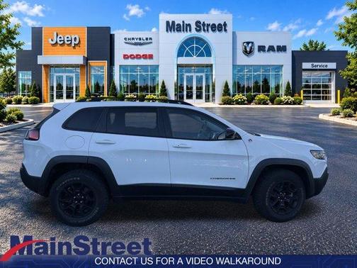 Bright White Clearcoat 2022 Jeep Cherokee Trailhawk