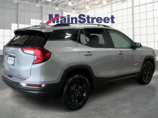 2023 GMC Terrain AT4