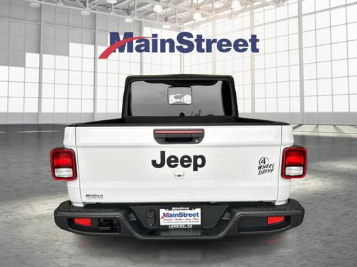 2023 Jeep Gladiator Sport