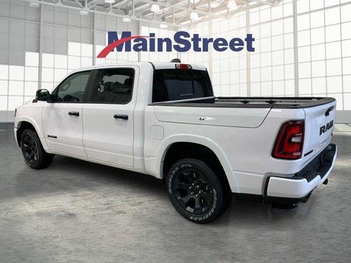Bright White Clearcoat 2026 RAM 1500 Big Horn/Lone Star