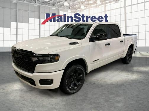 Bright White Clearcoat 2026 RAM 1500 Big Horn/Lone Star