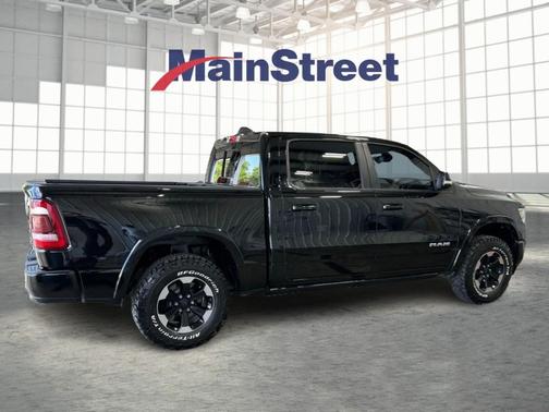 Diamond Black 2019 RAM 1500 Laramie
