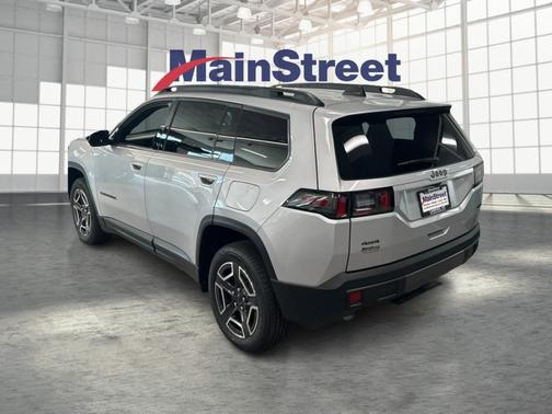 2026 Jeep Cherokee LAREDO/LIMITED