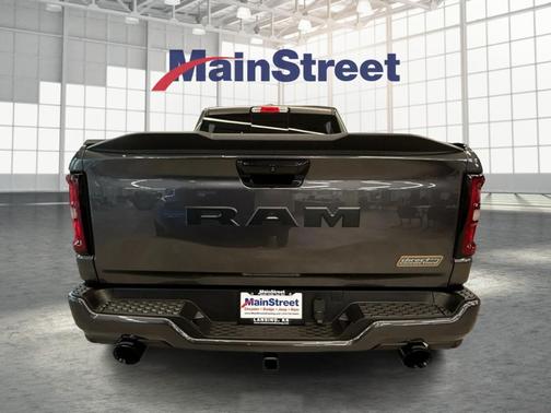 Granite Crystal Clearcoat Metallic 2026 RAM 1500 Big Horn/Lone Star