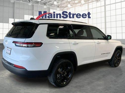 2025 Jeep Grand Cherokee L Laredo