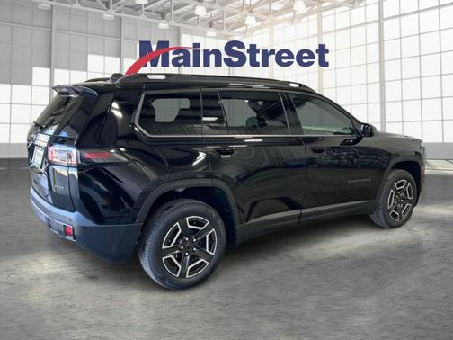 2026 Jeep Cherokee LAREDO/LIMITED