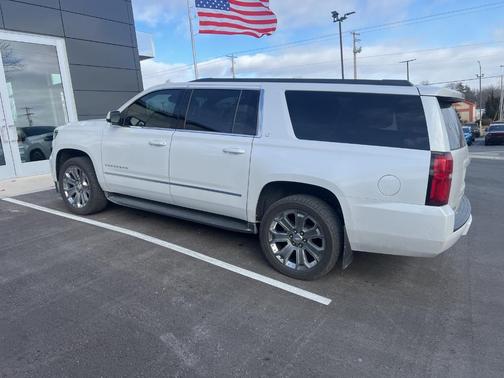 2016 Chevrolet Suburban LT