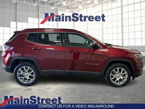 Velvet Red Pearlcoat 2022 Jeep Compass Latitude Lux