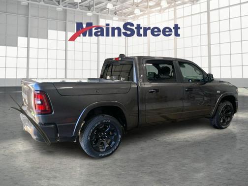 Granite Crystal Clearcoat Metallic 2026 RAM 1500 Big Horn/Lone Star