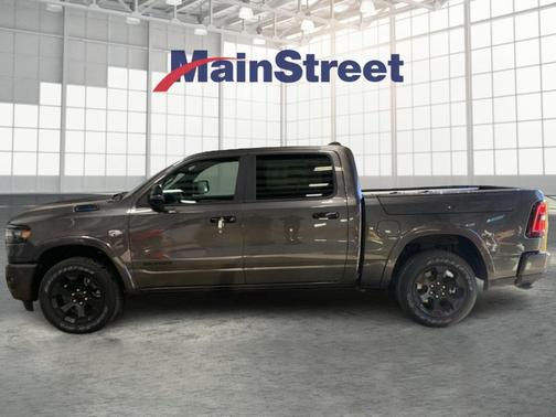 Granite Crystal Clearcoat Metallic 2026 RAM 1500 Big Horn/Lone Star