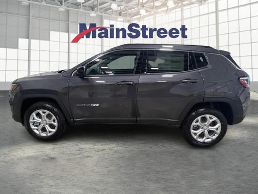 Metallic 2024 Jeep Compass Latitude