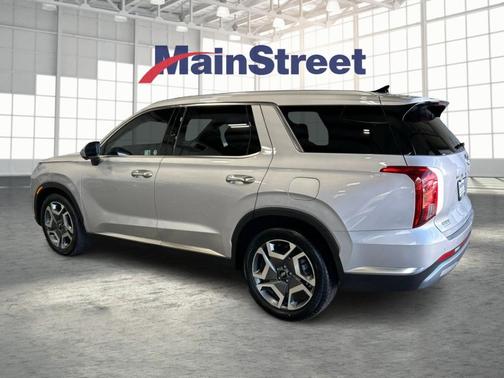 Silver 2025 Hyundai PALISADE Limited
