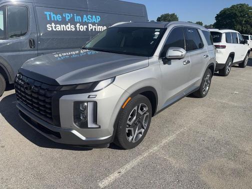 Silver 2025 Hyundai PALISADE Limited