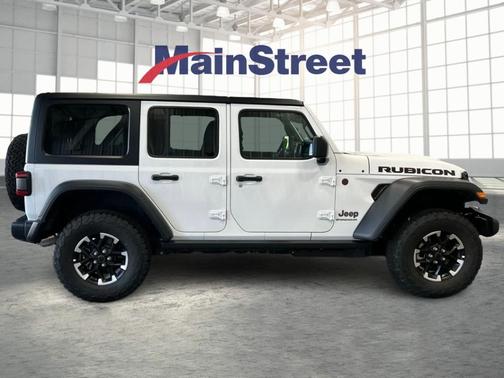 Bright White Clearcoat 2026 Jeep Wrangler Rubicon