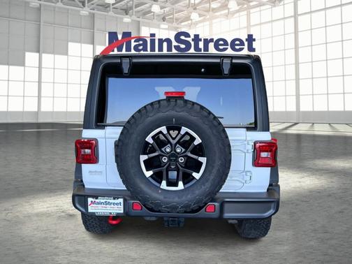 Bright White Clearcoat 2026 Jeep Wrangler Rubicon