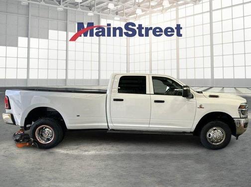 Bright White Clearcoat 2026 RAM 3500 Tradesman