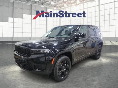 2024 Jeep Grand Cherokee Laredo