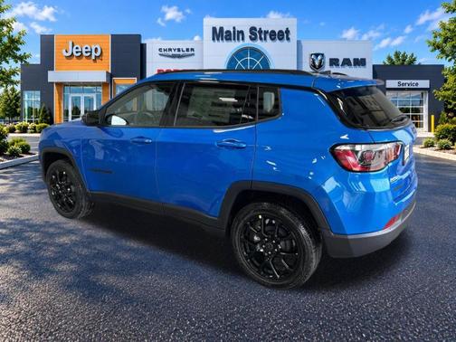 Hydro Blue Pearlcoat 2026 Jeep Compass Latitude
