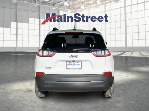 2023 Jeep Cherokee Altitude Lux