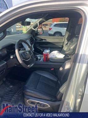 2022 Jeep Wagoneer Series III