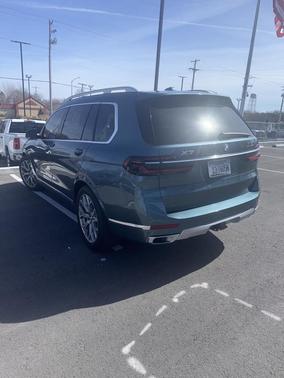 2023 BMW X7 xDrive40i