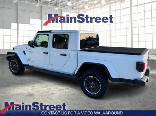 2022 Jeep Gladiator Overland