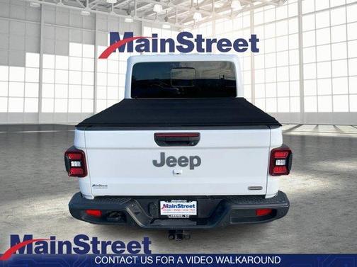 2022 Jeep Gladiator Overland