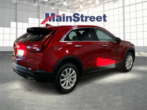 2023 Cadillac XT4 Luxury