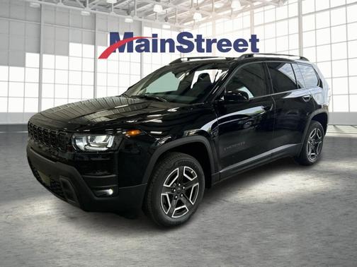 Diamond Black 2026 Jeep Cherokee LAREDO/LIMITED