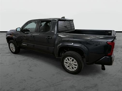 UNDERGROUND 2024 Toyota Tacoma SR5