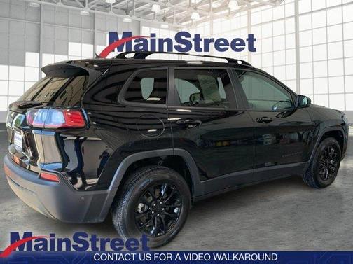 2023 Jeep Cherokee Altitude Lux