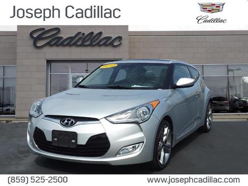 Photo 1 of 12 of 2012 Hyundai Veloster Base